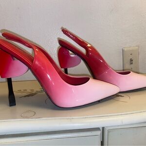 Aldo Cupid Heart Heel. Patent leather. NIB. Size 10. Runs small 9-9.5